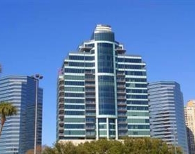 1600 Post Oak - Photo Thumbnail 12