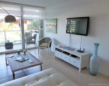 5151 Collins Ave - Photo Thumbnail 134