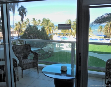 5151 Collins Ave - Photo Thumbnail 27