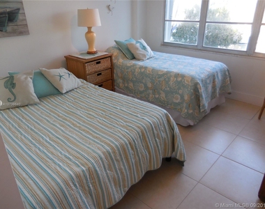 5151 Collins Ave - Photo Thumbnail 68