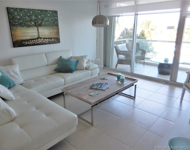 5151 Collins Ave - Photo Thumbnail 60