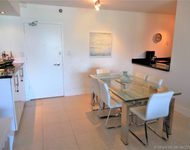 5151 Collins Ave - Photo Thumbnail 141