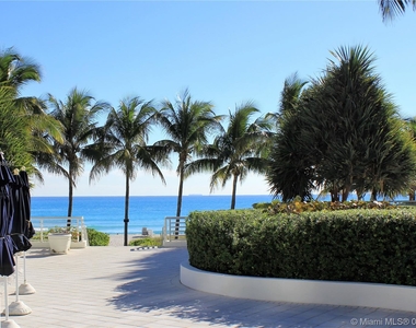 5151 Collins Ave - Photo Thumbnail 140