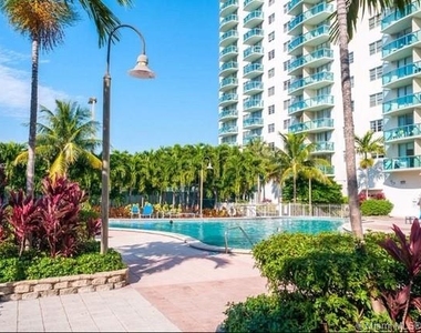 19370 Collins Ave - Photo Thumbnail 48