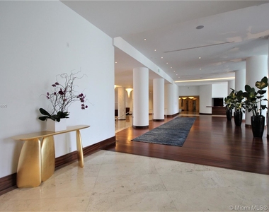 5151 Collins Ave - Photo Thumbnail 130