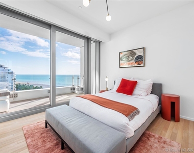 2901 Collins Ave - Photo Thumbnail 6