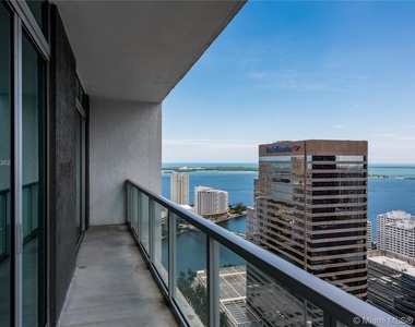 500 Brickell Ave - Photo Thumbnail 57