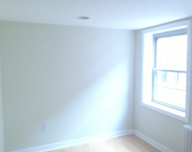 525 Fitzwater Street - Photo Thumbnail 10