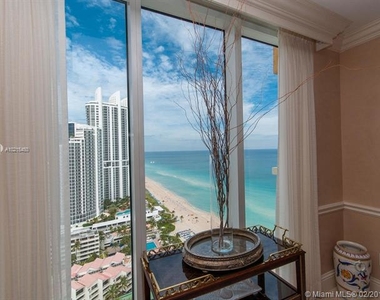 17875 Collins Ave - Photo Thumbnail 50