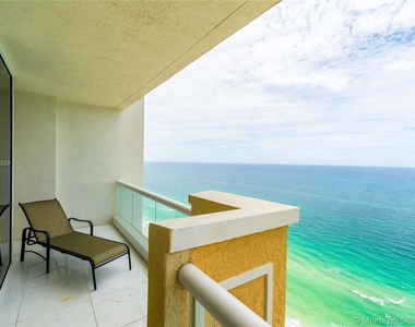 17875 Collins Ave - Photo Thumbnail 66