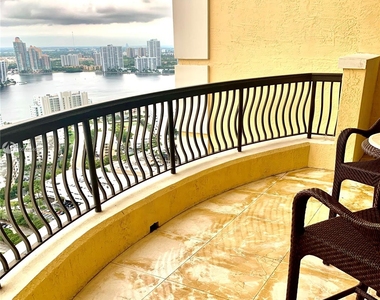 17875 Collins Ave - Photo Thumbnail 68