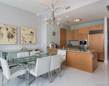 15901 Collins Ave - Photo Thumbnail 14