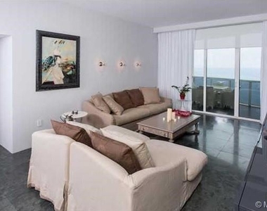 15811 Collins Ave - Photo Thumbnail 8