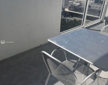 100 Lincoln Rd - Photo Thumbnail 36