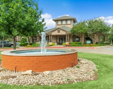 6504 Falcon River Way - Photo Thumbnail 2