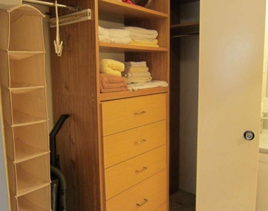 4515 Willard Ave #2215s - Photo Thumbnail 8