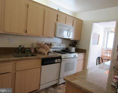 4515 Willard Ave #2215s - Photo Thumbnail 17