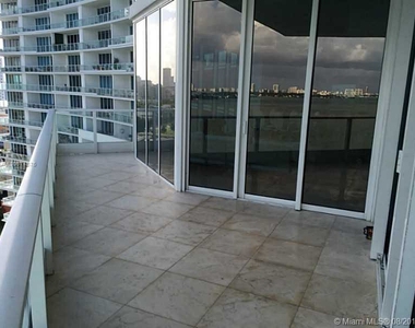 2020 N Bayshore Dr - Photo Thumbnail 23