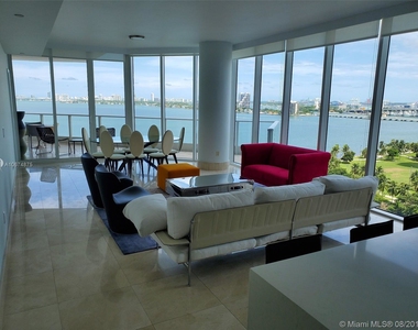 2020 N Bayshore Dr - Photo Thumbnail 1