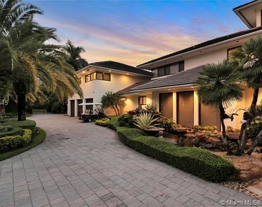 9464 Nw 52nd Doral Ln - Photo Thumbnail 14