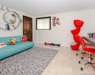 9464 Nw 52nd Doral Ln - Photo Thumbnail 212