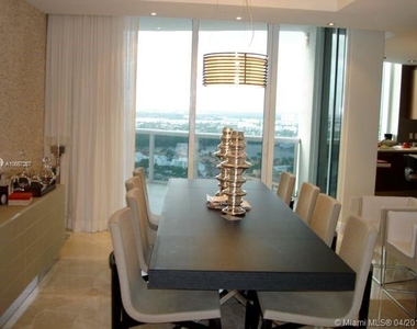 15811 Collins Ave - Photo Thumbnail 8