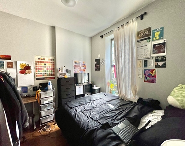 663 Hancock Street - Photo Thumbnail 3