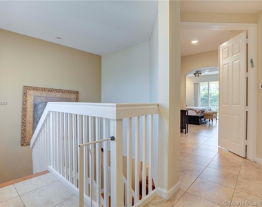 876 Spinnaker Dr - Photo Thumbnail 50