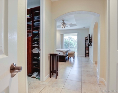 876 Spinnaker Dr - Photo Thumbnail 53