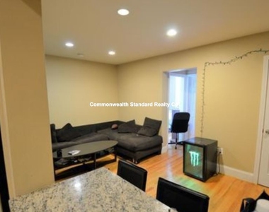 328 Saint Paul St - Photo Thumbnail 7