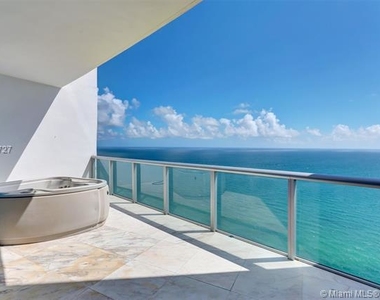 17001 Collins Ave - Photo Thumbnail 41