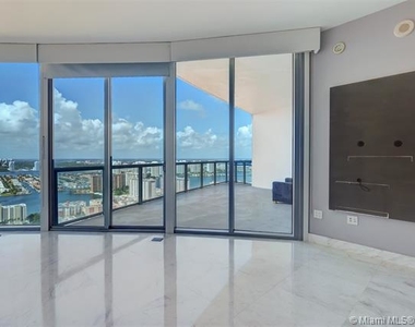 17001 Collins Ave - Photo Thumbnail 35