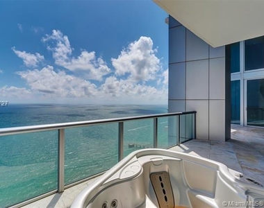 17001 Collins Ave - Photo Thumbnail 64