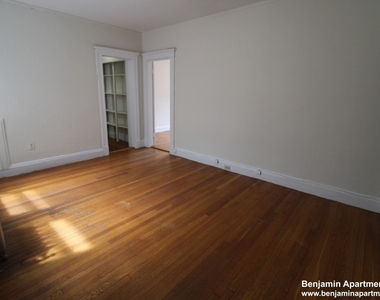 1163 Boylston Street - Photo Thumbnail 3