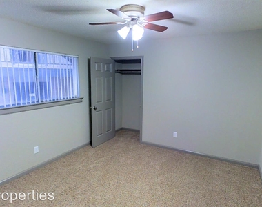 3870 Tulsa Way - Photo Thumbnail 6