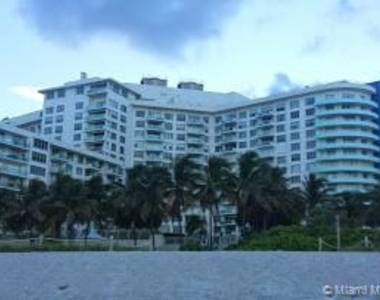 5161 Collins Ave - Photo Thumbnail 10