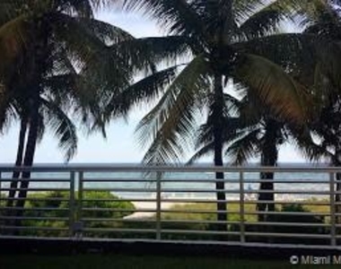 5161 Collins Ave - Photo Thumbnail 16