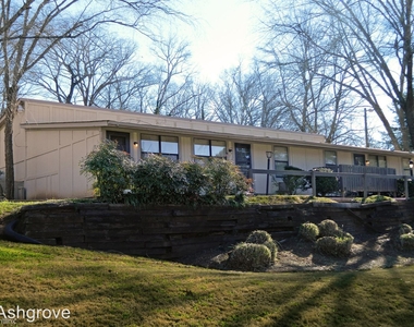 481 Hambrick Rd - Photo Thumbnail 5