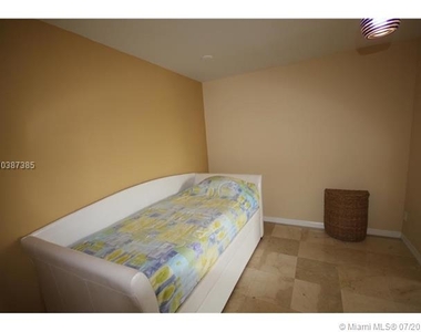 5161 Collins Av - Photo Thumbnail 91