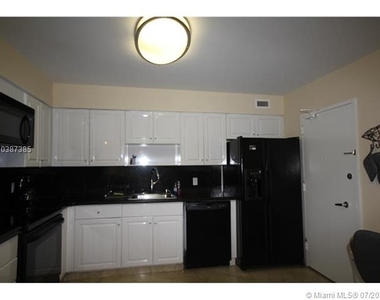 5161 Collins Av - Photo Thumbnail 22