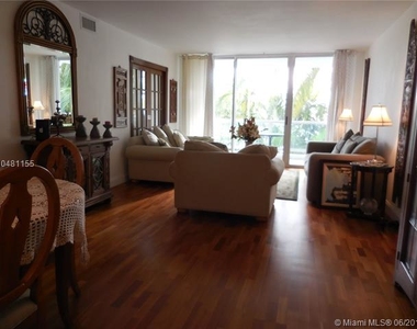 5161 Collins Ave - Photo Thumbnail 32