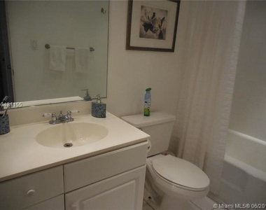 5161 Collins Ave - Photo Thumbnail 27