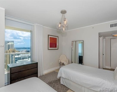 16699 Collins Ave - Photo Thumbnail 53