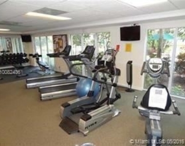 1515 E Broward Blvd Apt 325a - Photo Thumbnail 8