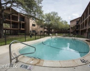 8780 Park Lane - Photo Thumbnail 26