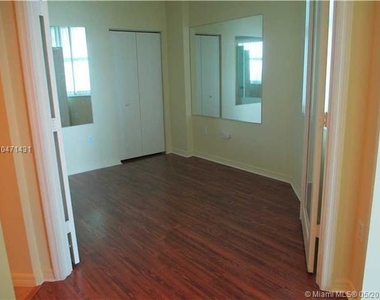 9201 Collins Ave - Photo Thumbnail 29