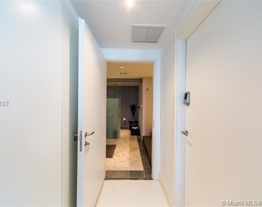 200 Biscayne Boulevard Way - Photo Thumbnail 38