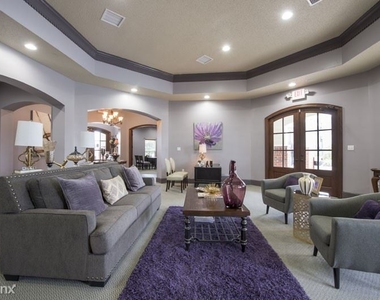 2201 West Orem Drive - Photo Thumbnail 6