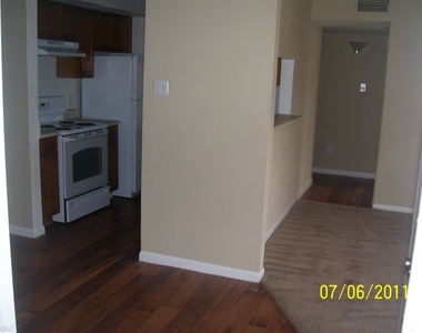 291 Scarborough Drive - Photo Thumbnail 12