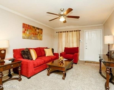 6425 Westheimer Road - Photo Thumbnail 4